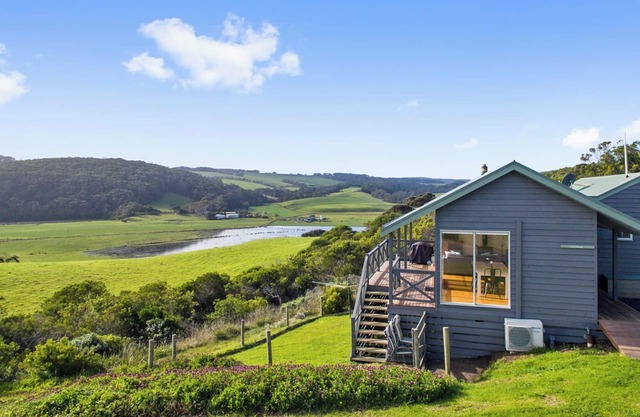 Rivernook Cottage - Johanna