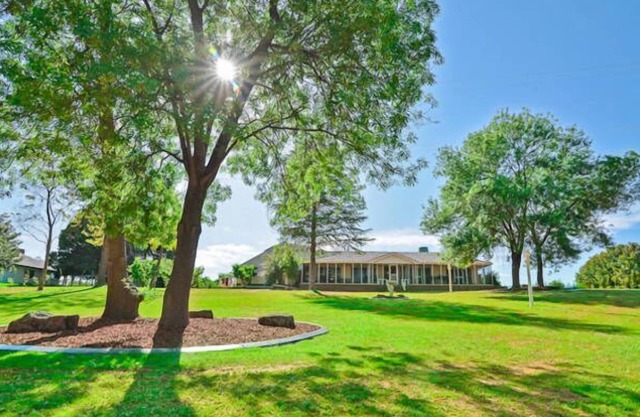 Riverside Holiday Home