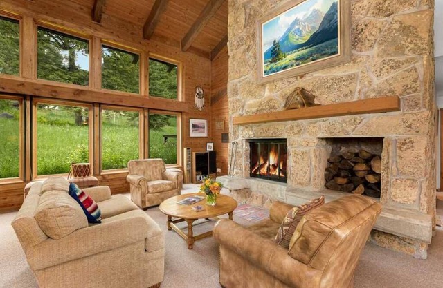 RMR: Moose Crossing Home in Teton Village