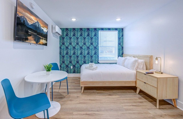 Roaring Tigers Studio Apartment