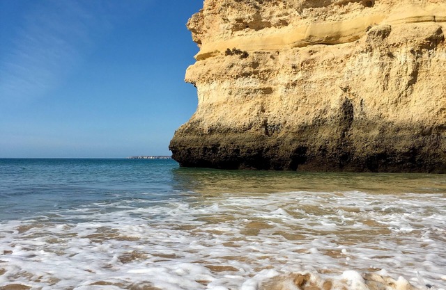 Rocha House, feel at home. We care!