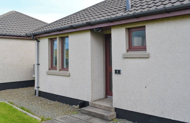 Rockworks Chalets No.4 - UK7043