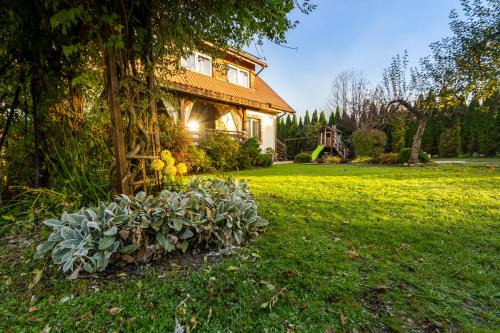 Rodzinny zakątek - Noclegi w Bieszczadach - jacuzzi