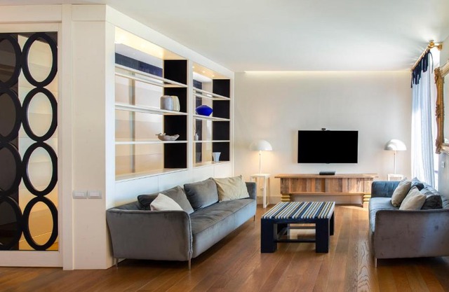 [ROMAN JEWEL] Elegant apartment near the center