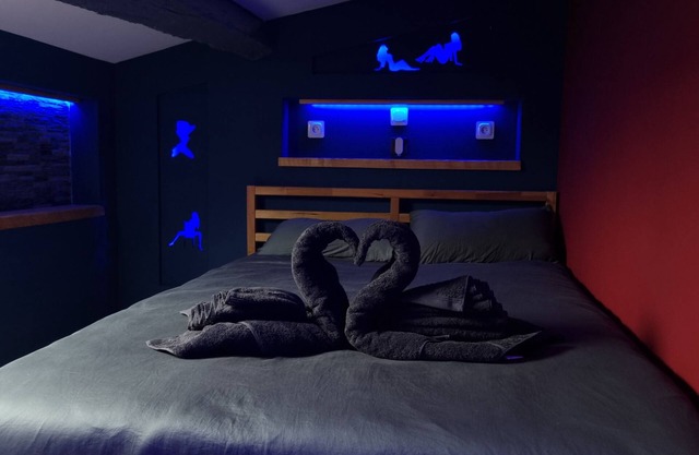 Romantic experience - Air-conditioned - 30 min from the sea. Ideal for a couple!