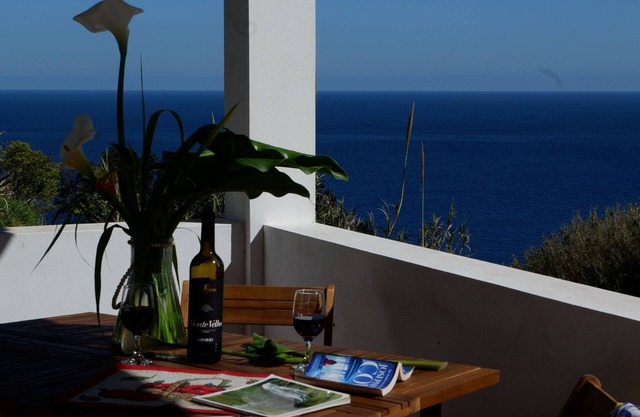 Romantic hideaway, AC/Heater, Private cottage for 2!