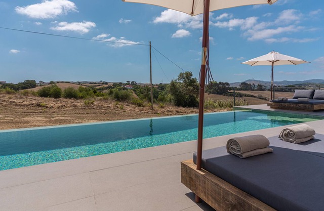 Romantic suite for 2 with swimming pool