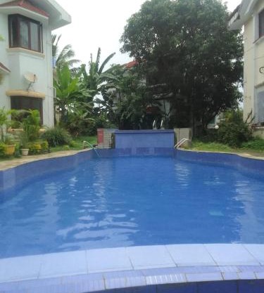 Ronne's 3BHK MEADOWS VILLA