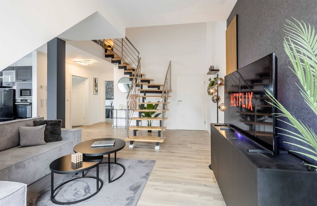 Roof-Suite 02 I Aufzug I BBQ I WiFi I Balkon I TV