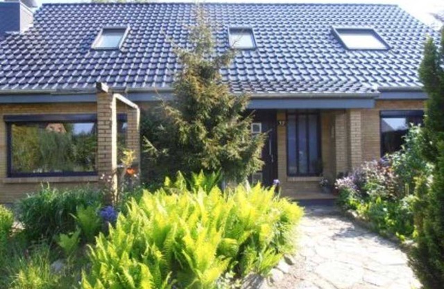 Room 1 - Frank, Ingrid