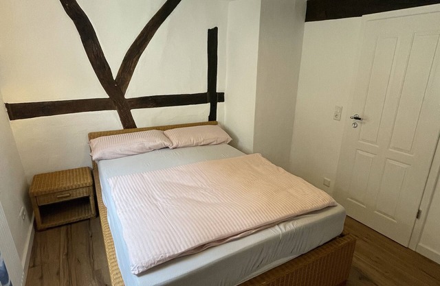 Room 4 with Shared Garden and Wi-Fi