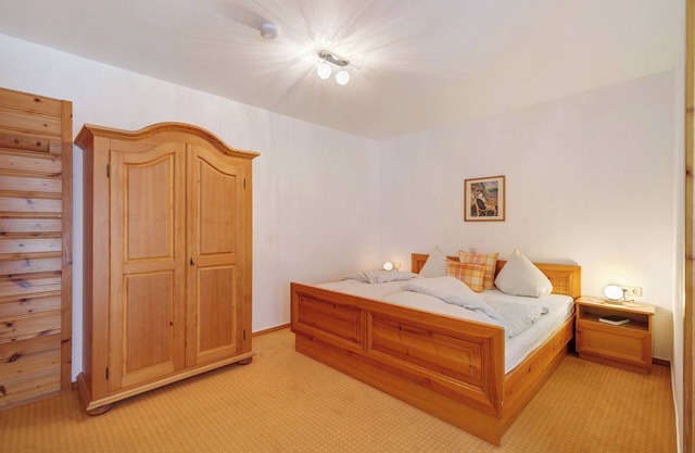 Room 'Deluxezimmer 4' with Mountain View, Shared Terrace and Wi-Fi