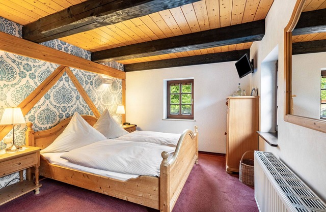 Room 'Doppelzimmer Im Weinrestaurant' with Shared Garden and Wi-Fi