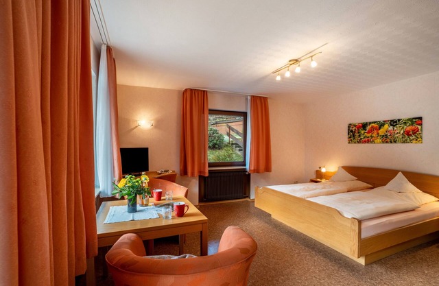 Room 'Gästezimmer 1' with Mountain View, Private Terrace and Wi-Fi