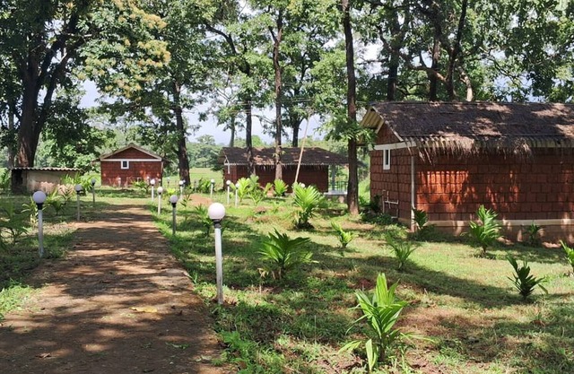 Room in B&B - Cottage In Farm House Dandeli