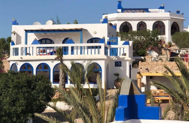 Room in Guest Room - Room in Villa L'air De La Mer