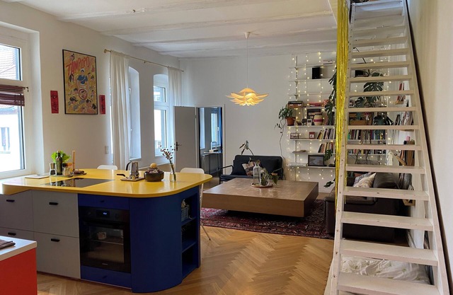 Room(with bathroom) in 130m2 Spacious Newly Renovated Duplex Schillerkiez Berlin