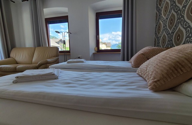 Rooms 4 Holiday - Room 2