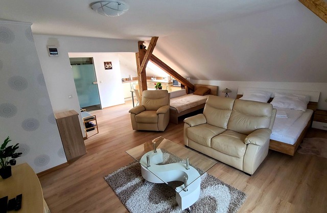 Rooms 4 Holiday - Room 3