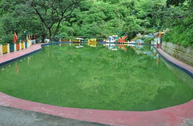 Rooms with a Private Waterfall