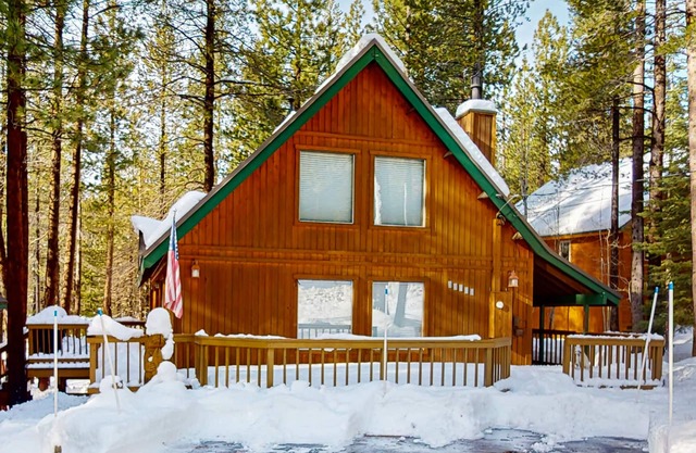 Roomy Cabin-Style Home with On-Site Golf & Shared Pool, Hot Tub - Skiing Nearby