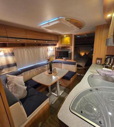 Rosenzauber Luxux-Caravan 5 Sterne