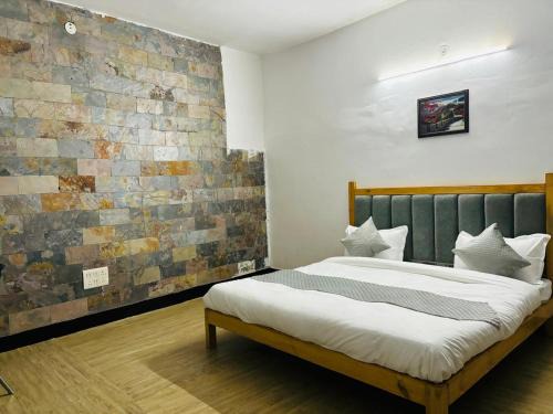 Royal Villa in Ghitorni