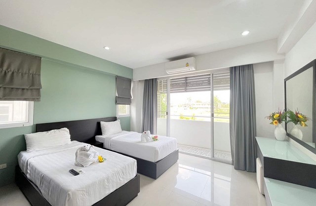 Ruan Plaisoi Apartment