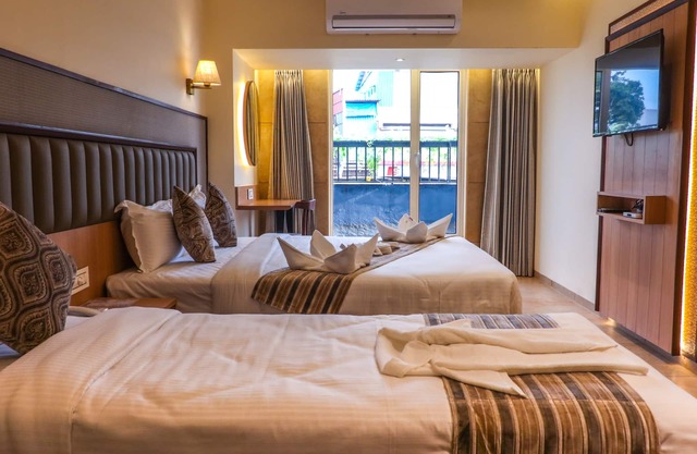 Rudra Shelter Business Hotel