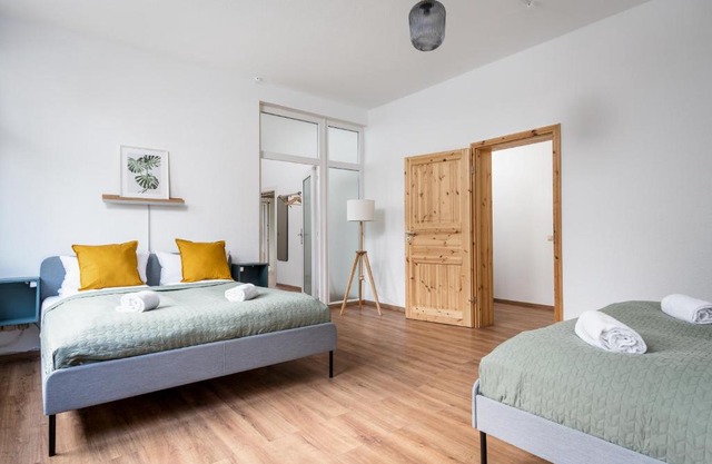 Ruhig Hell Wohnen im Grünen in Köpenick füßläufig zum Wasser 25min bis Flughafen