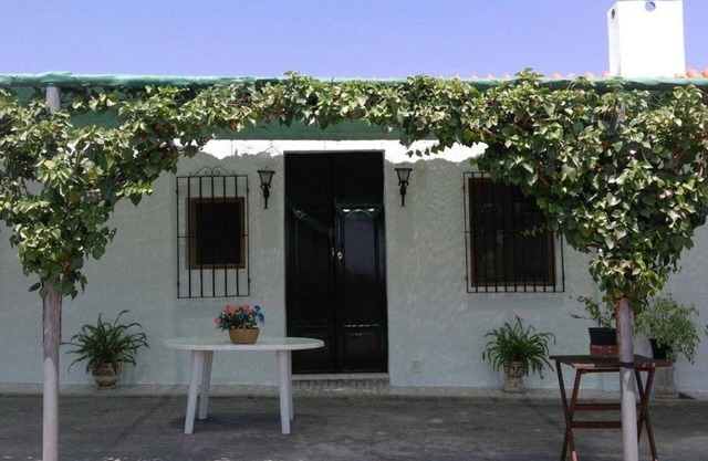 Rural Farmhouse LA YEDRA in Níjar (Almería)