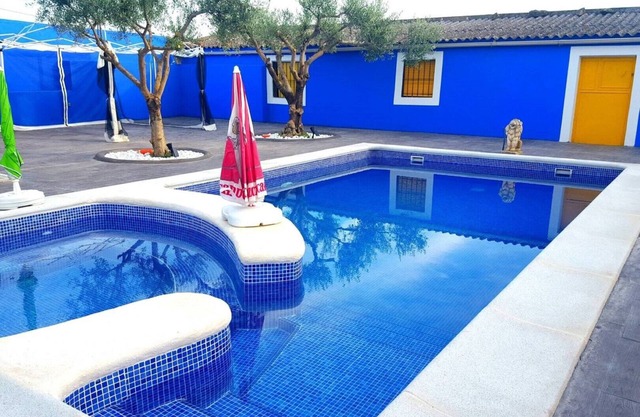 Rural house near Orellana interior beach