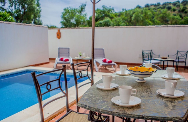 RURAL VILLA IN RIOFRIO with EXCELLENT LOCATION (Andalucia)