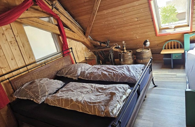 'Rustic Country House' with Private Terrace, Shared Garden and Wi-Fi