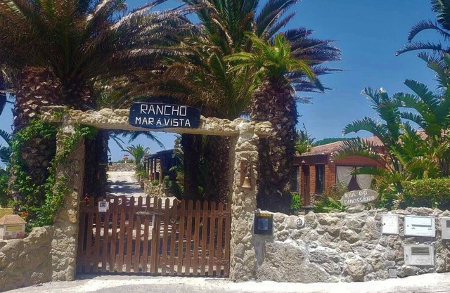 Rustic House in Falésia