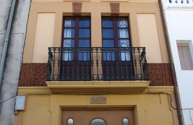 Rustic house near Delta del Ebro