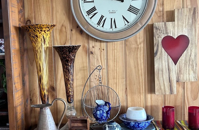 Rustic, private Home with an amazing view - surrounded by nature