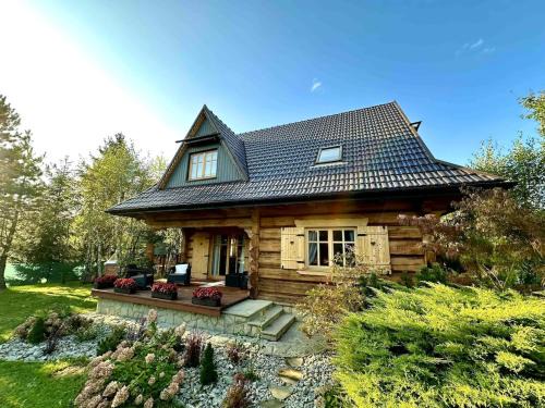 Sękata Chata - drewniany domek z jacuzzi