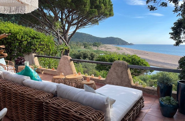 Southern Corsica, Casa Masamour, "feet in the water", a breathtaking view!
