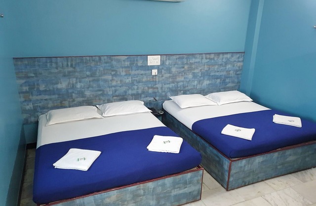 S M Mansion near Harbour & High court