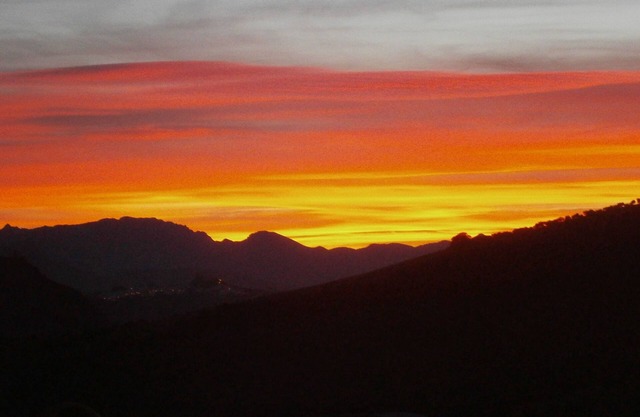 SAFE & SECURE CASA GOYA FAB VIEWS, GLORIOUS SUNSETS & SUNRISES. 4 PERSONS