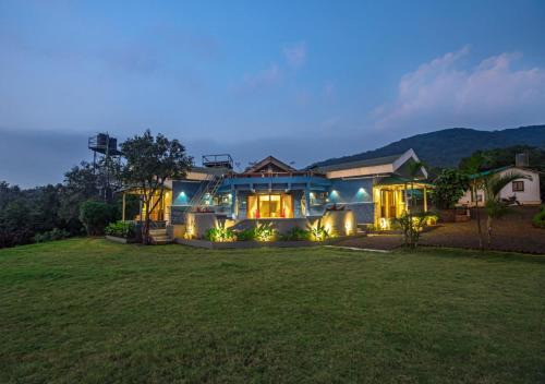 SaffronStays Aatman, Mahabaleshwar - luxury estate with al-fresco dining amidst nature