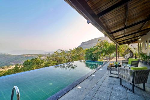 SaffronStays Blissfort