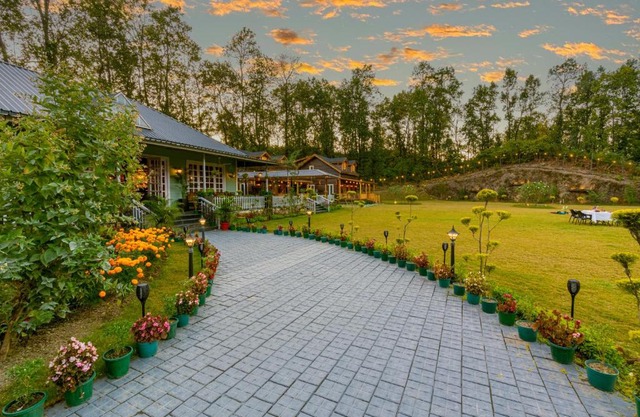 SaffronStays The Woods - Sal Villa