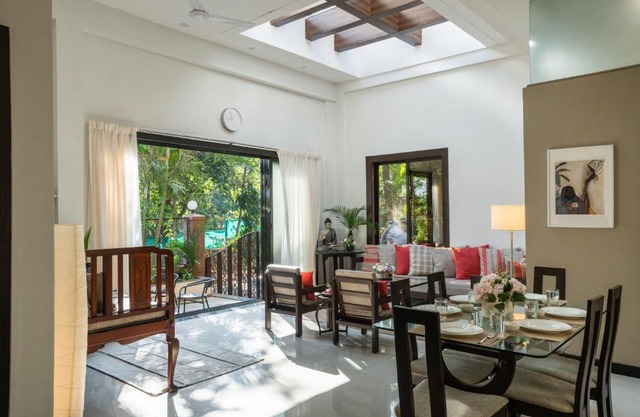 SaffronStays Uno Crest, Lonavala - 4 BDR Artistically Decorated Villa Near Bhushi Dam