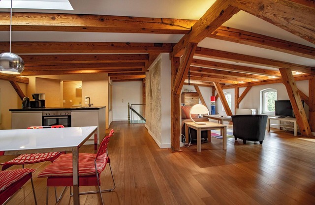 Sailor's deck apartment - Stylish vacation with open kitchen and sea view