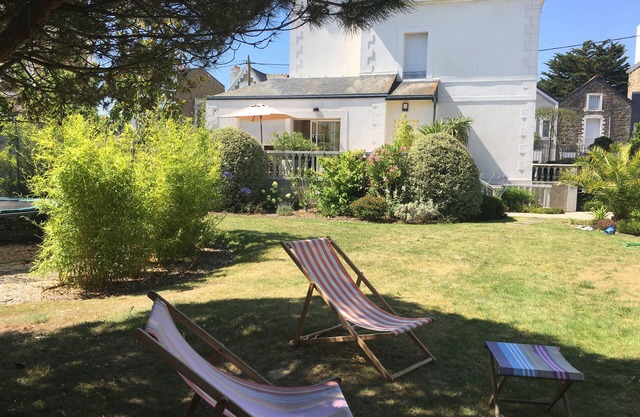 Saint Malo- Beautiful villa 3mn walking from the nicest beach of France !