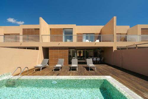 Salgados Premium Beach Villa by DA'Home