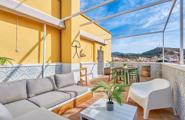 San Juan - Holiday penthouse in Malaga