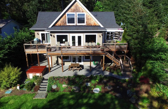 San Juan Island Get-Away on Guemes Island With A Seven Minute Ferry Ride